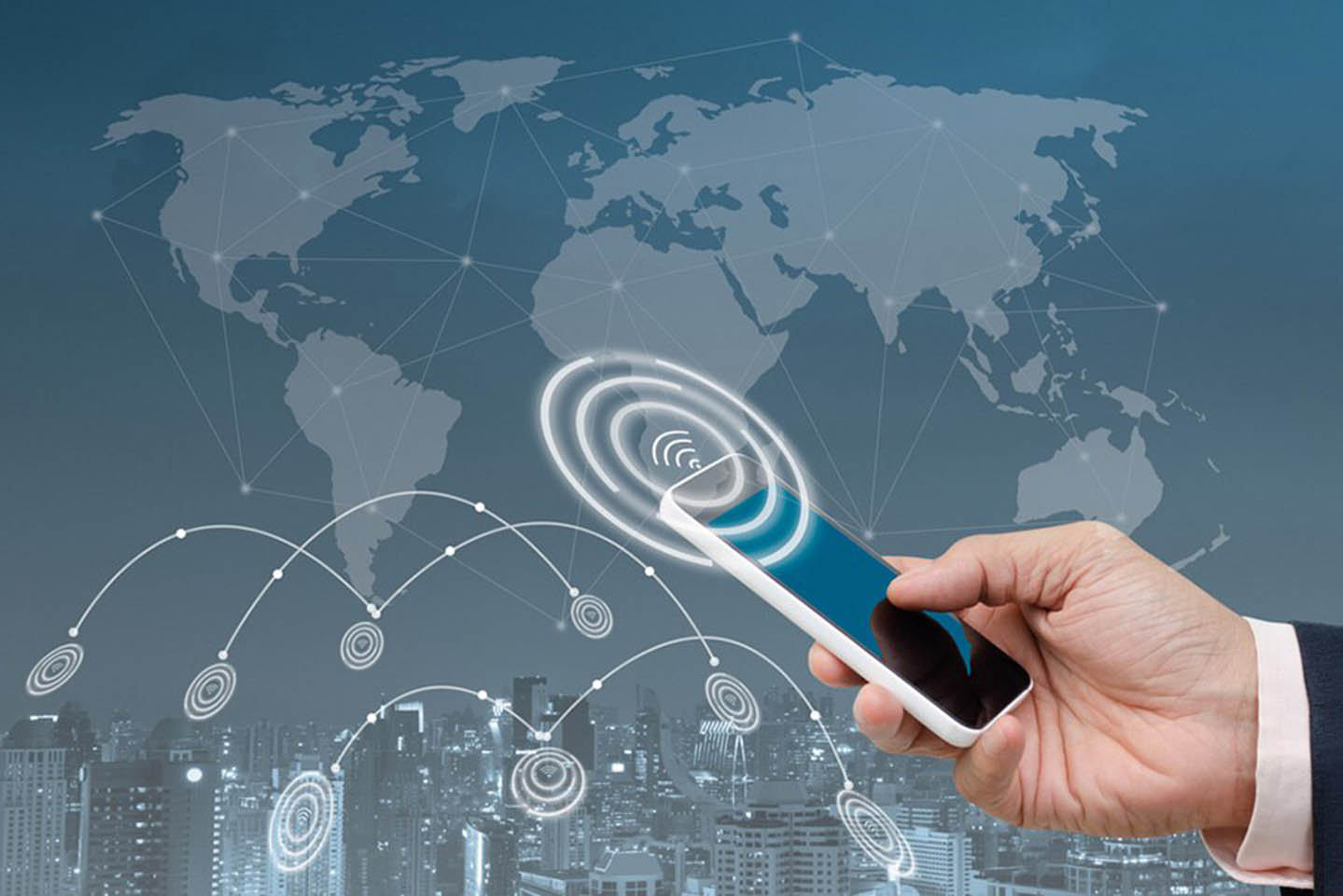 Tipps zum Datensparen im Ausland: Vergleich zwischen Roaming und internationalen Tarifen